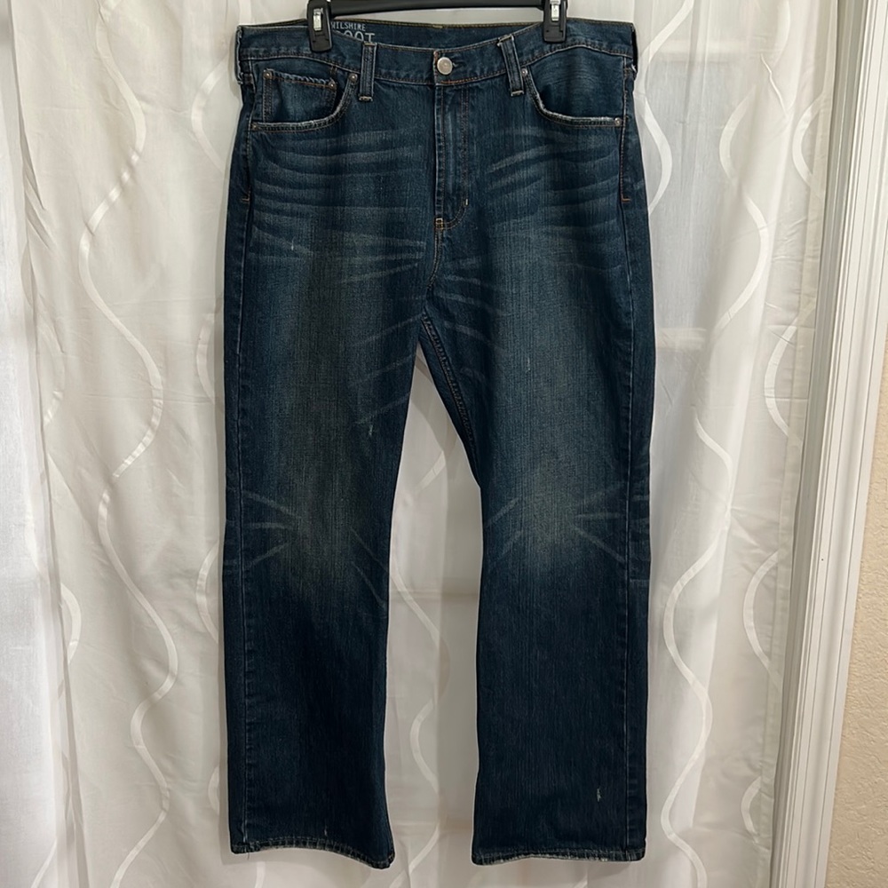 Bullhead, Wilshire Lightly Distressed, Bootcut Jeans, Size 38X32